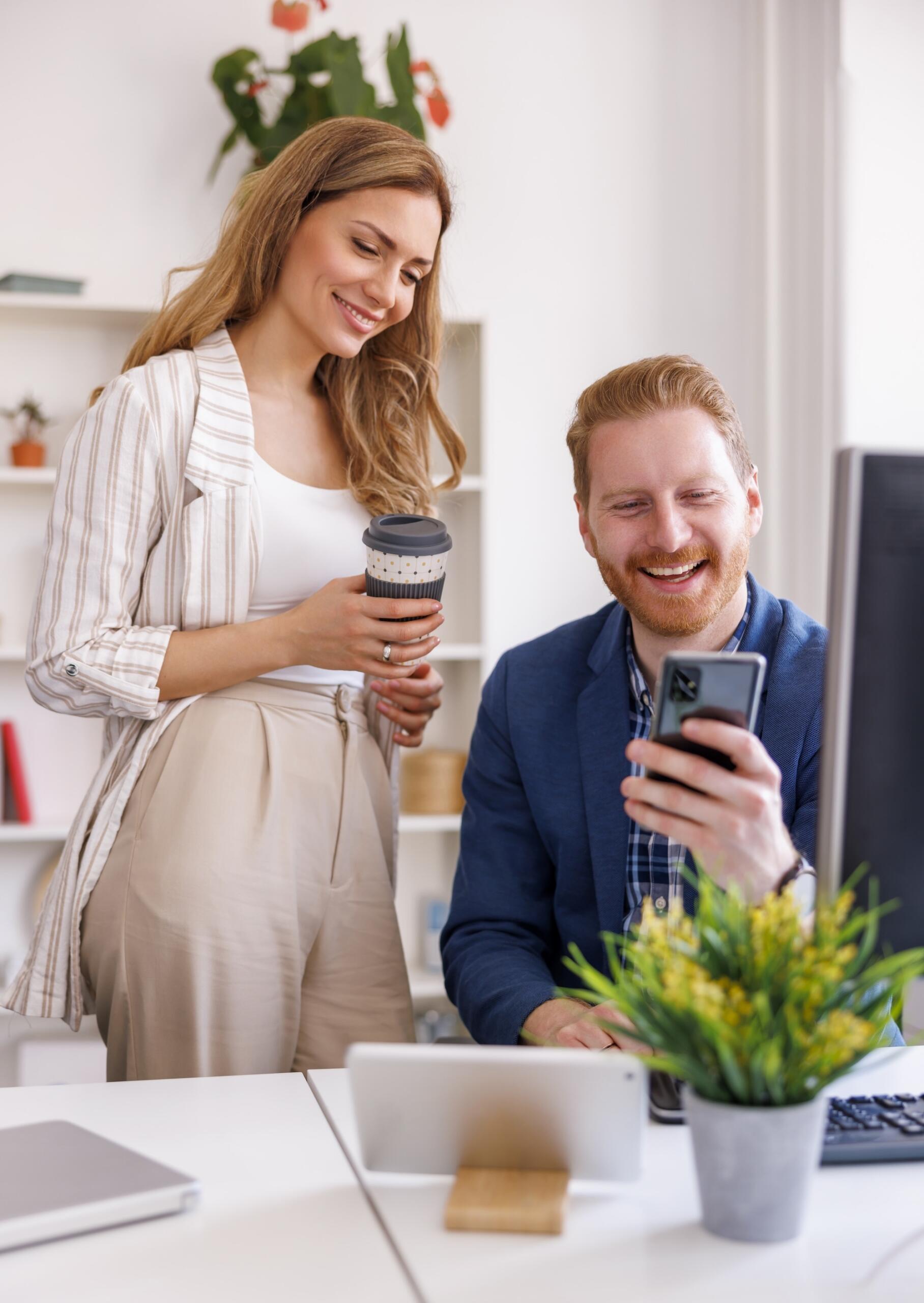 online marketers having a conversation